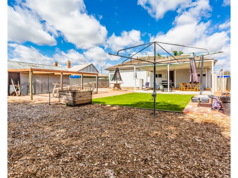 106 Sturt Street, Echuca VIC 3564