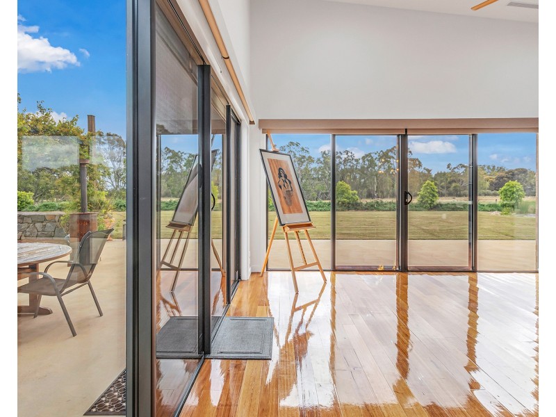 2/18 Pambula Court, Echuca VIC 3564