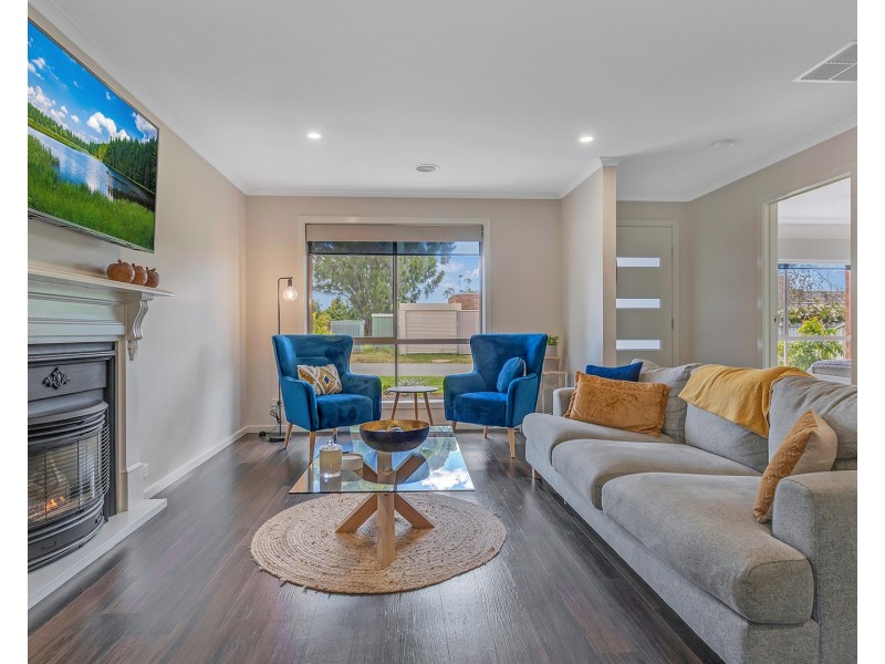 1 McMahon Place, Moama NSW 2731