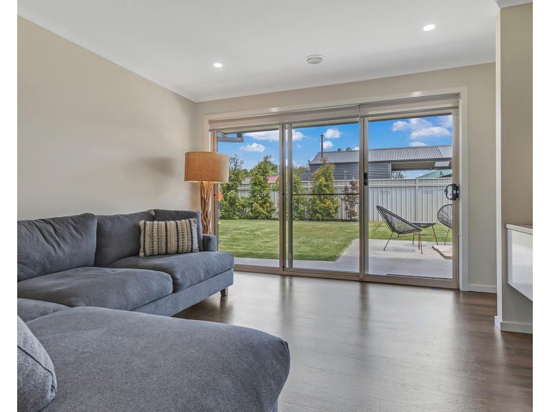 1 McMahon Place, Moama NSW 2731