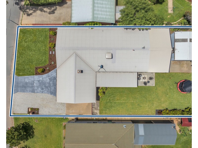1 McMahon Place, Moama NSW 2731
