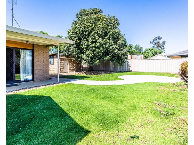 17 Crossen Street, Echuca VIC 3564
