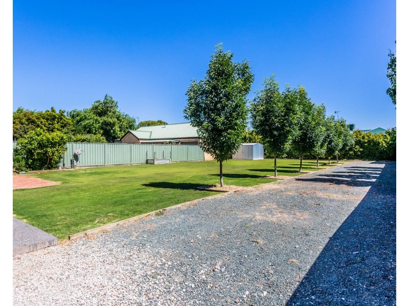 12 Simmie Street, Echuca VIC 3564