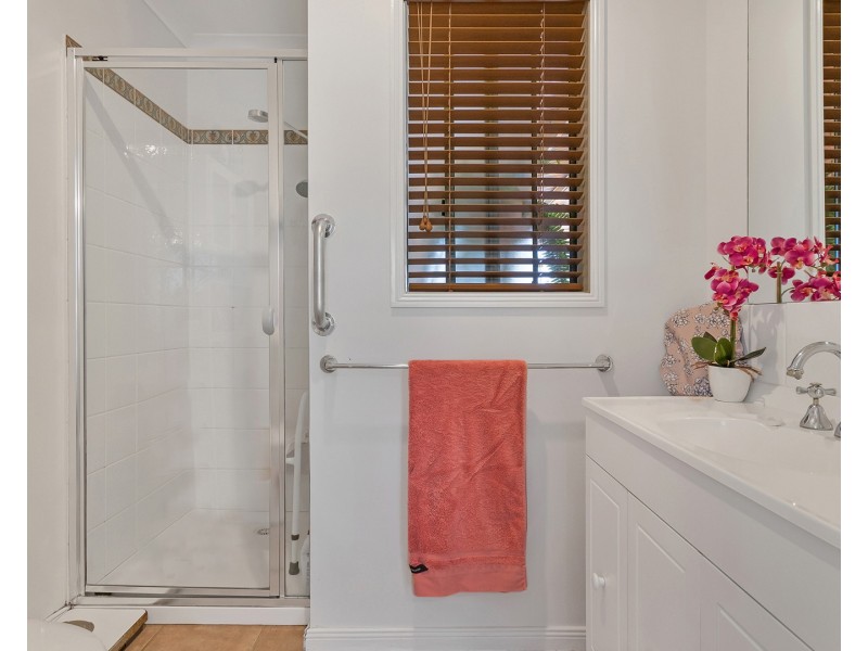 16 Roberts Court, Echuca VIC 3564