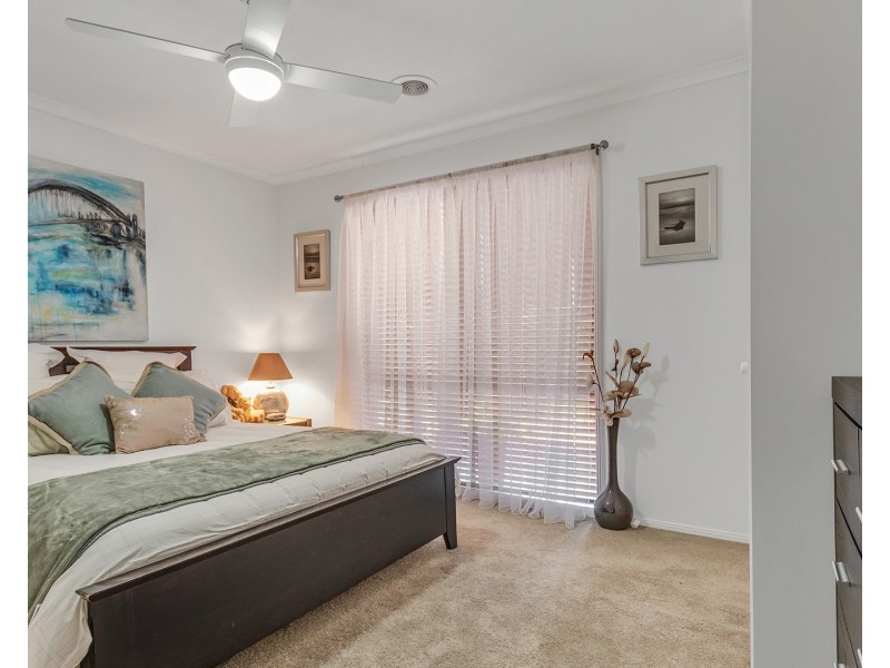 16 Roberts Court, Echuca VIC 3564