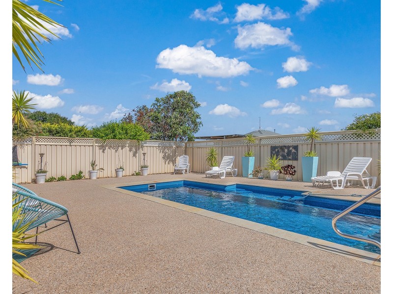 16 Roberts Court, Echuca VIC 3564