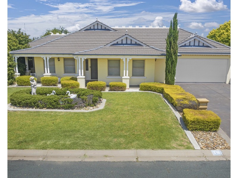 9 Alambee Way, Echuca VIC 3564