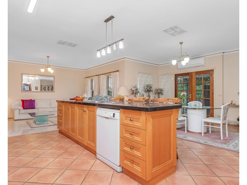 9 Alambee Way, Echuca VIC 3564