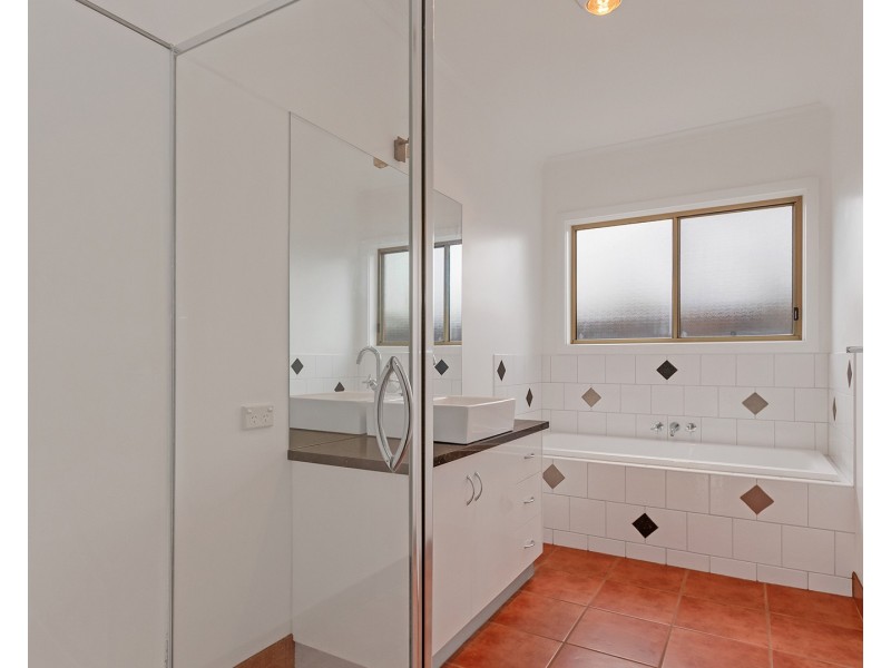 3 Willicent Terrace, Echuca VIC 3564