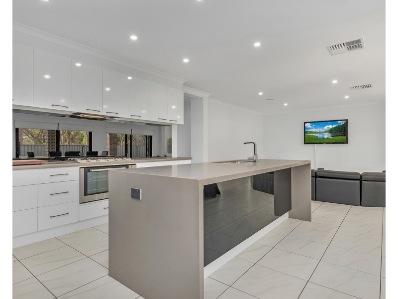 66 Shaw Street, Moama NSW 2731