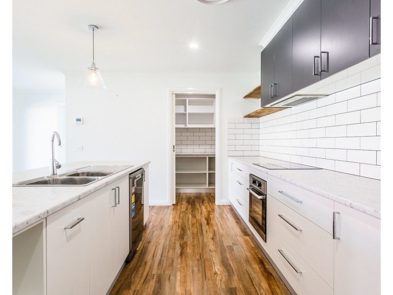 12 Gaze Avenue, Echuca VIC 3564