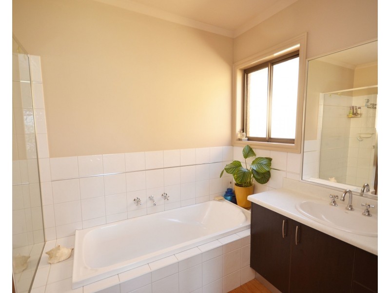 2/76 Sturt Street, Echuca VIC 3564