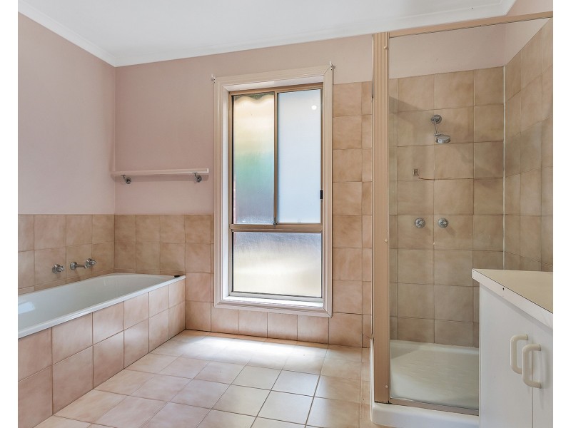 2/18 Porter Street, Moama NSW 2731