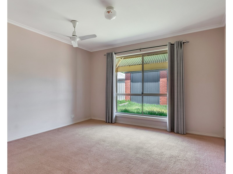 2/18 Porter Street, Moama NSW 2731