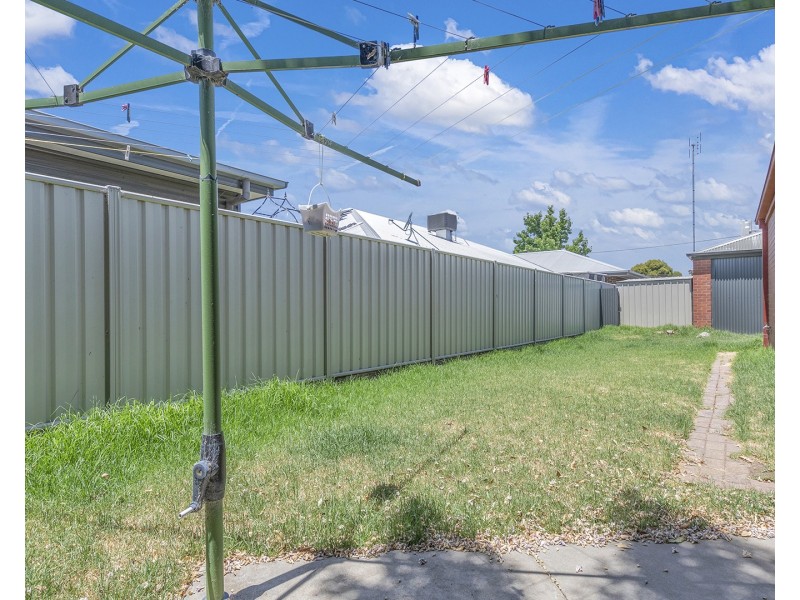 2/18 Porter Street, Moama NSW 2731