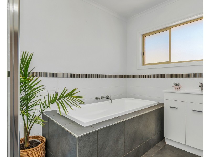 104 Crossen Street, Echuca VIC 3564
