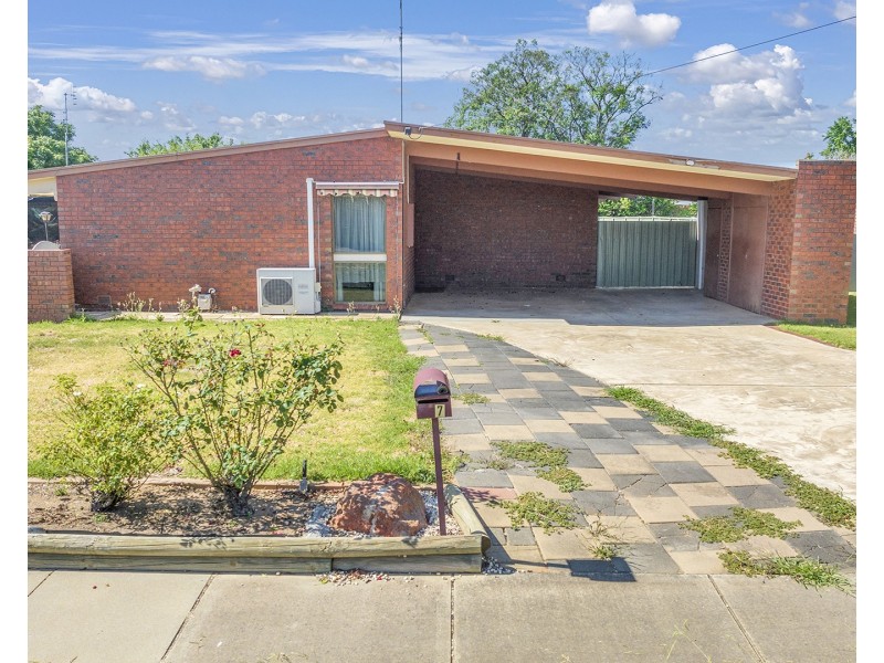 7 Vines Street, Echuca VIC 3564