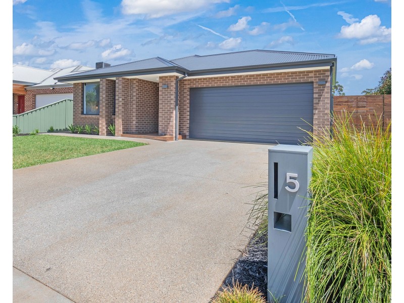 5 Marion Court, Moama NSW 2731