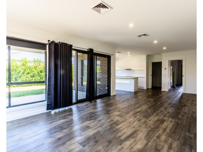 34 Park Avenue, Echuca VIC 3564