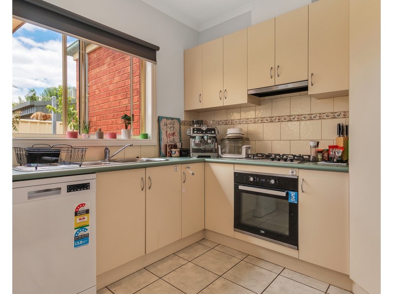 2/24 Bennett Court, Echuca VIC 3564