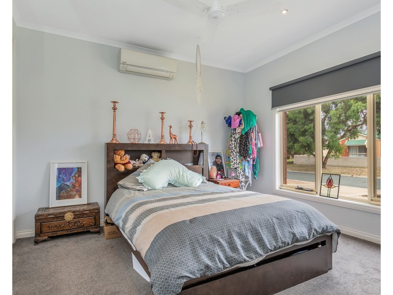 2/24 Bennett Court, Echuca VIC 3564