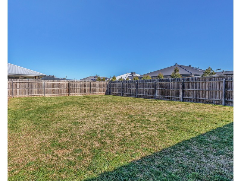 15 Marsanne Drive, Moama NSW 2731