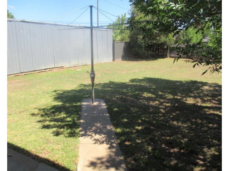 10 Maiden Street, Moama NSW 2731