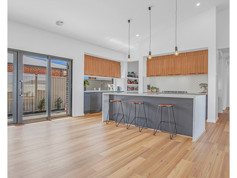 2 Black Swan Boulevard, Moama NSW 2731