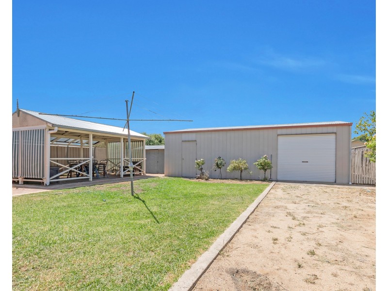72 Crossen Street, Echuca VIC 3564