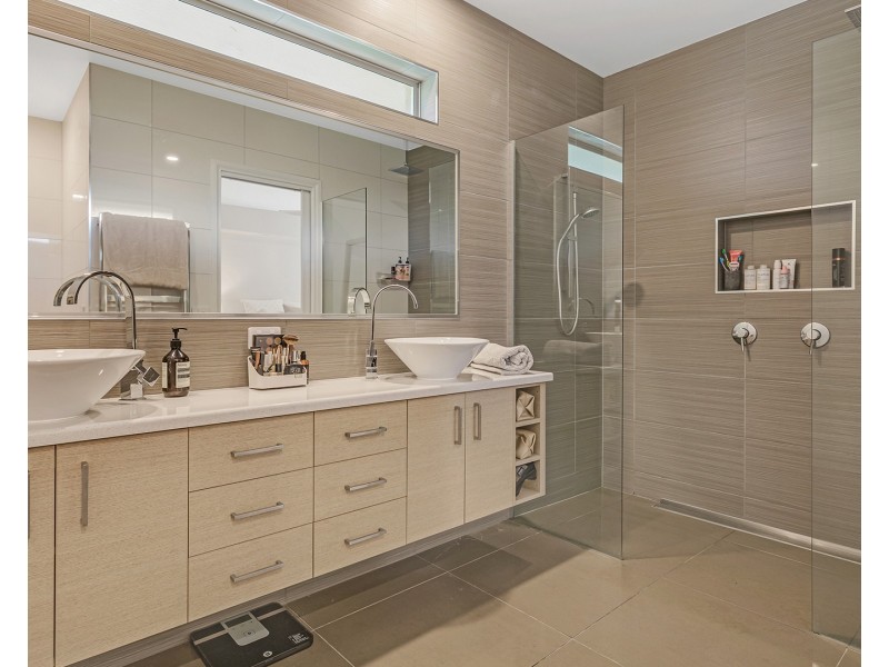 221 Wharparilla Drive, Echuca VIC 3564