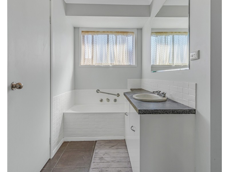 48 Eyre Street, Echuca VIC 3564
