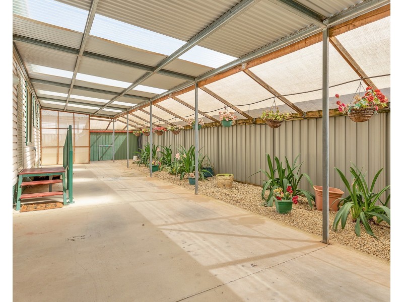 11 Perry Place, Moama NSW 2731