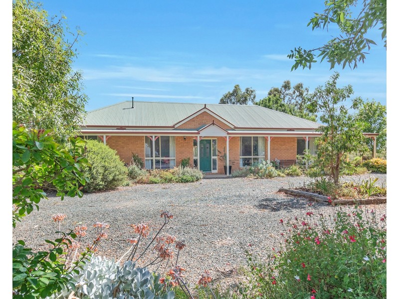 189 Benson Road, Echuca VIC 3564