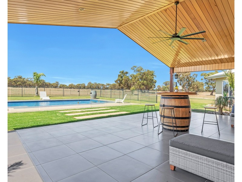 880 Thyra Road, Moama NSW 2731