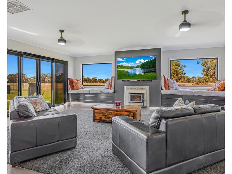 880 Thyra Road, Moama NSW 2731
