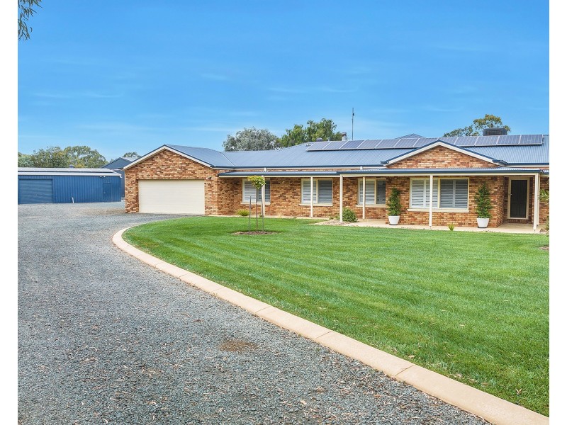 21 Ikona Drive, Echuca VIC 3564