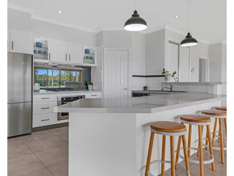 21 Ikona Drive, Echuca VIC 3564