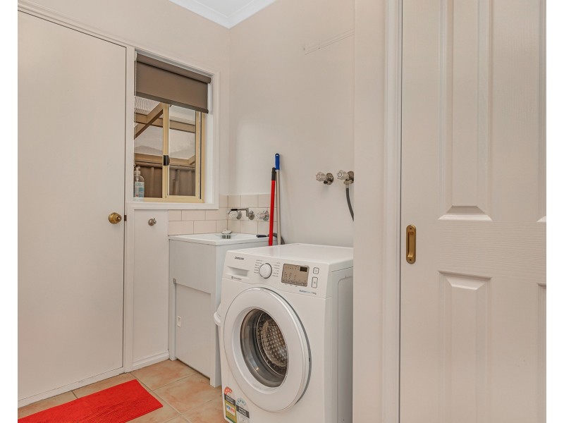 25 Genevieve Avenue, Echuca VIC 3564