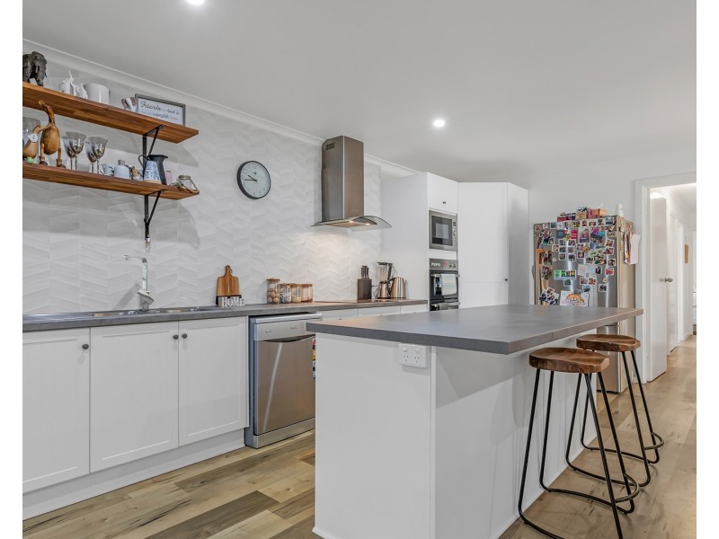 19 Winnima Avenue, Moama NSW 2731