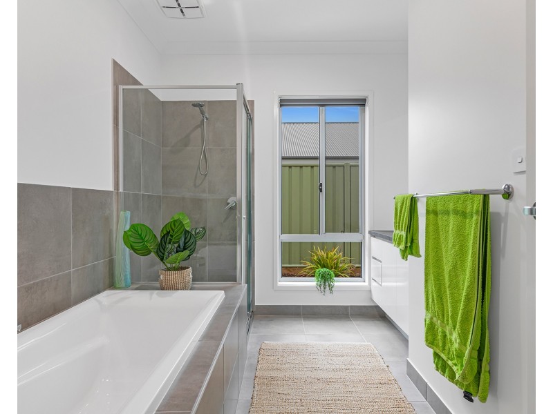 38 Mayflower Drive, Moama NSW 2731