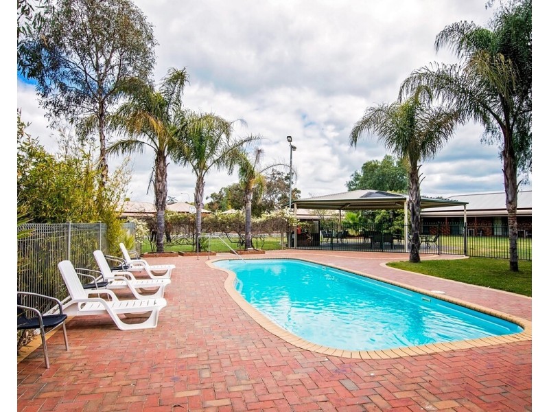 20 Perricoota Road, Moama NSW 2731