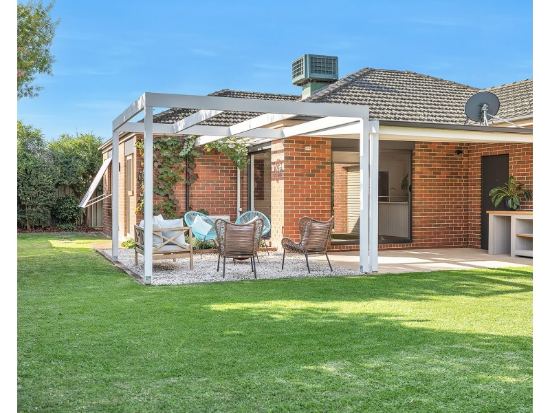 2 John Close, Echuca VIC 3564