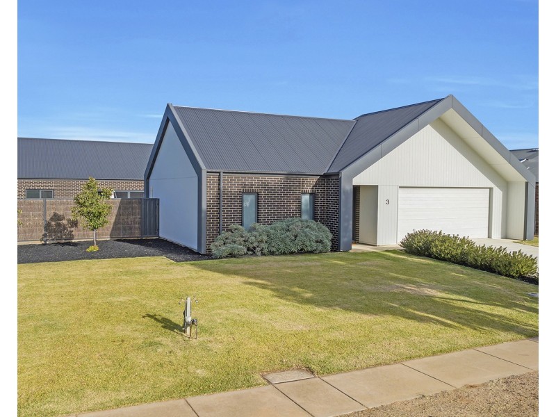 3 Sugargums Drive, Moama NSW 2731