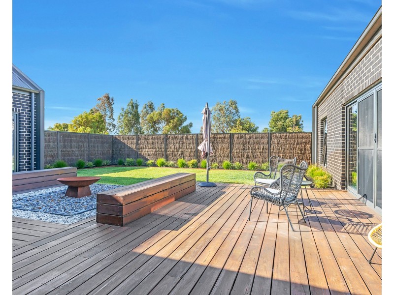 3 Sugargums Drive, Moama NSW 2731
