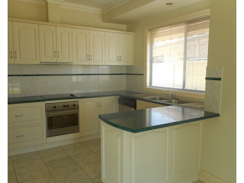 35 Kingfisher Drive West, Moama NSW 2731