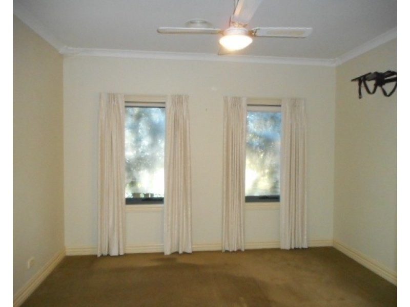 35 Kingfisher Drive West, Moama NSW 2731