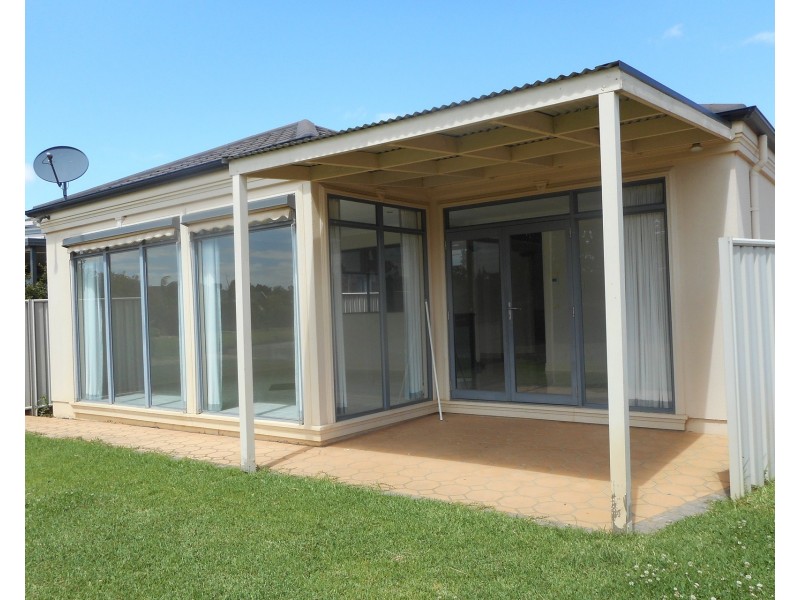 35 Kingfisher Drive West, Moama NSW 2731