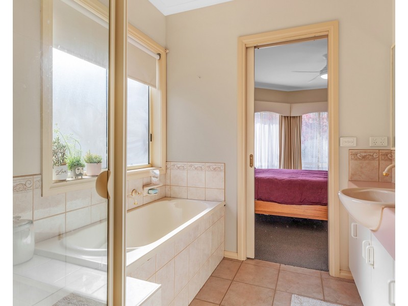 2/165 Pakenham Street, Echuca VIC 3564