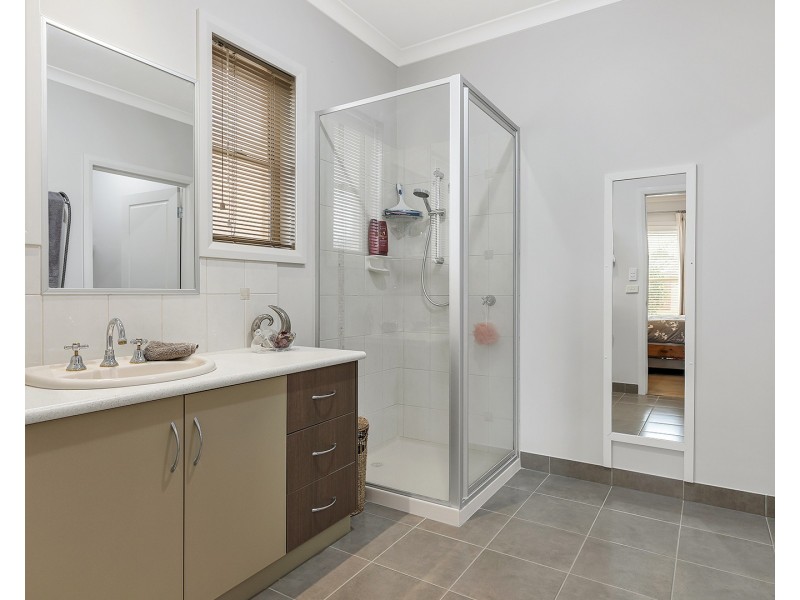 15 Sunset Avenue, Echuca VIC 3564