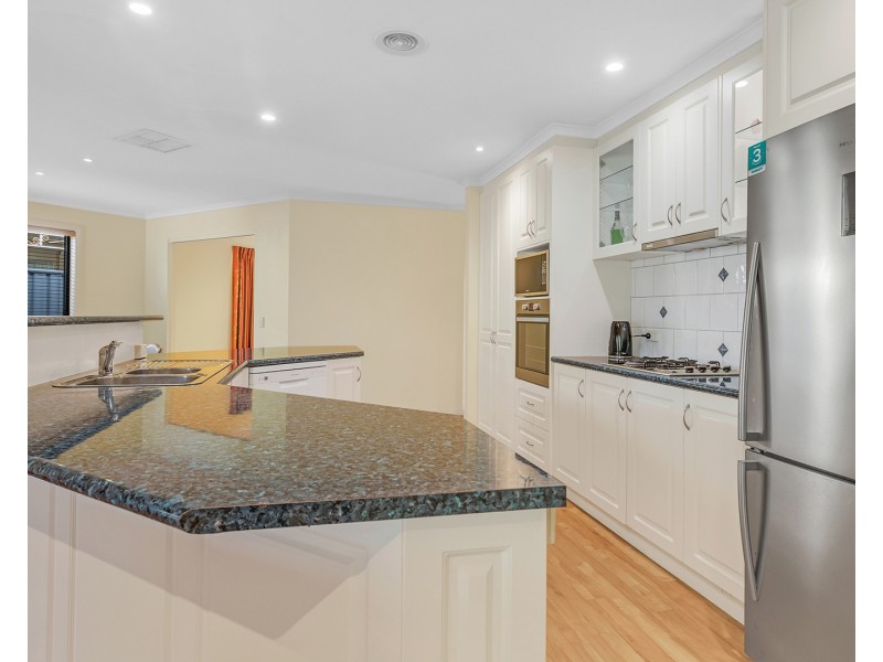 6 Westwood Place, Echuca VIC 3564